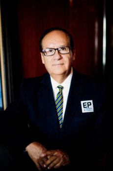 Dr. Héctor José Domínguez Mendoza